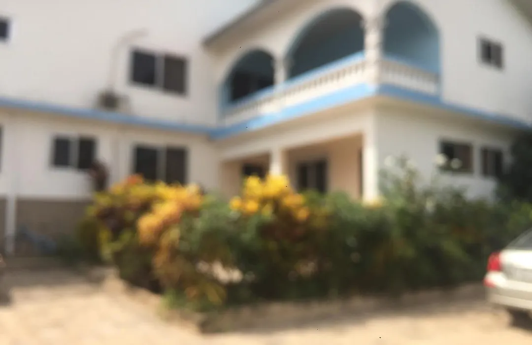 Elizz Guest House-1