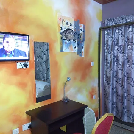 Feehi'S Place-2
